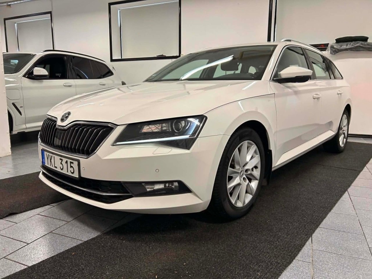 Škoda Superb Combi 2.0 TDI 4x4 SCR DSG Sequential, 190hp, 2017