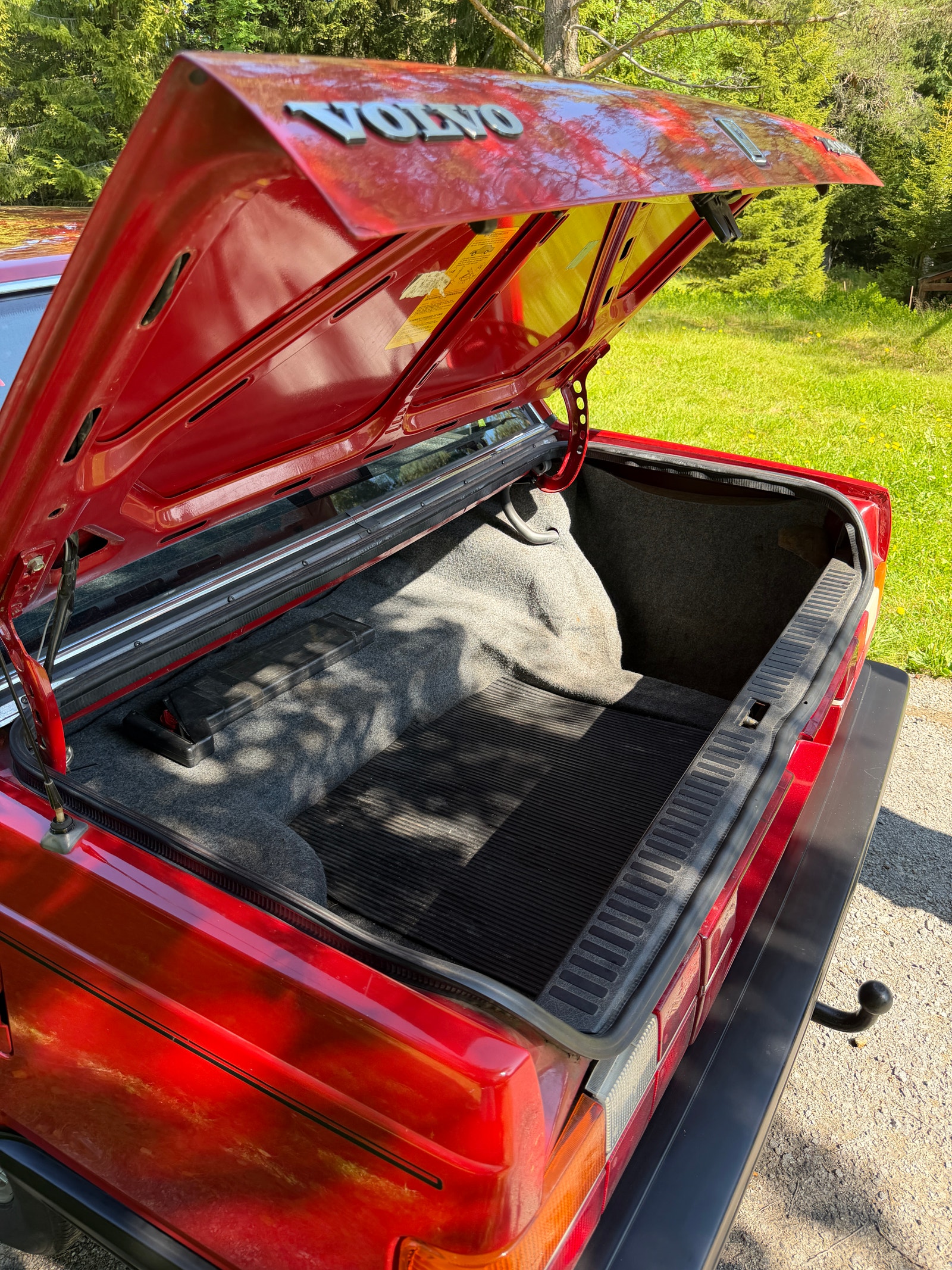 Volvo 740 2.3 Manual, 4-speed + OD, 131hp, 1988