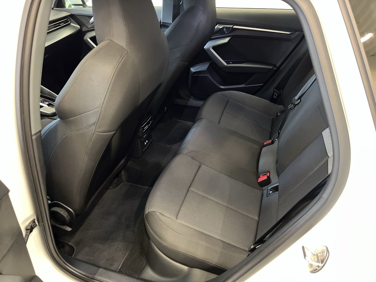 Audi A3 Sportback 35 TFSI S Tronic, 150hp, 2026