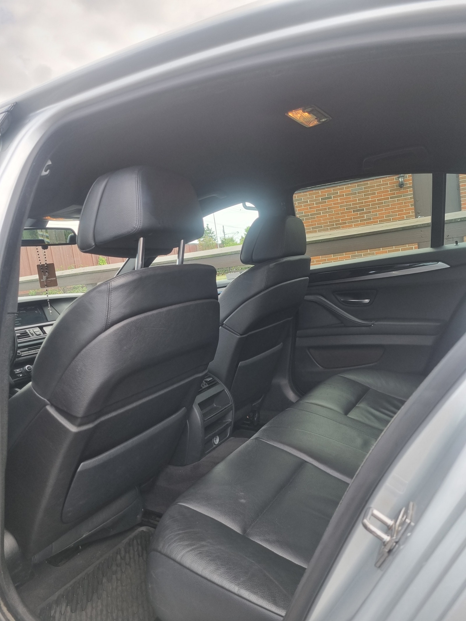 BMW 525d Sedan Steptronic, 204hp, 2011