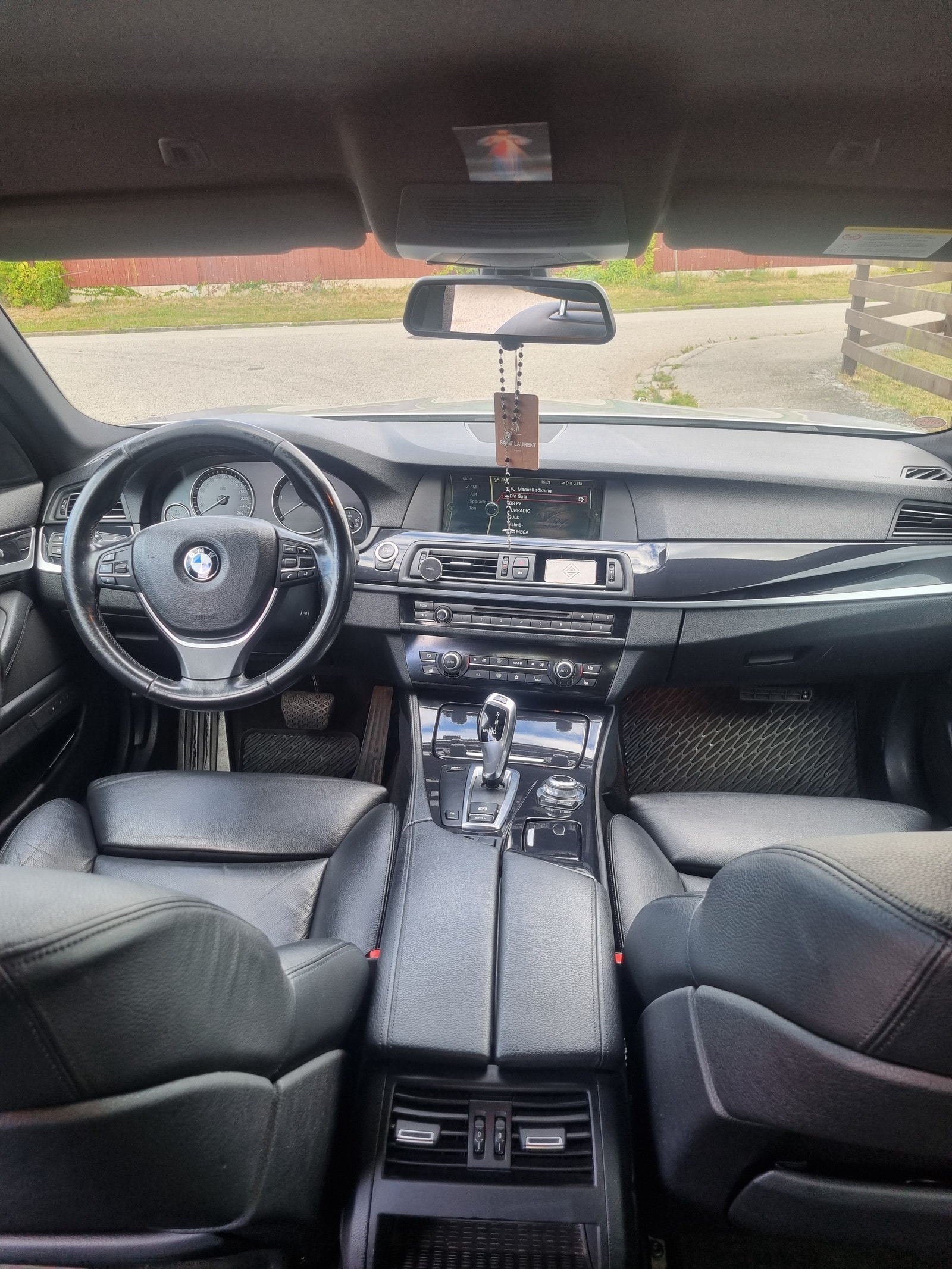 BMW 525d Sedan Steptronic, 204hp, 2011