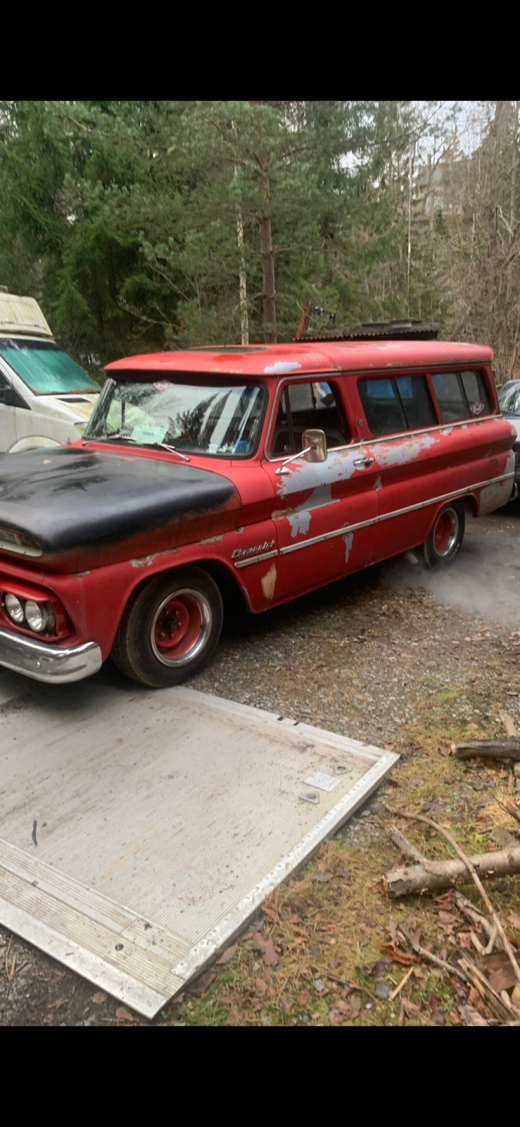 Chevrolet C10 Suburban Carryall 4.1 Manual, 157hp, 1966