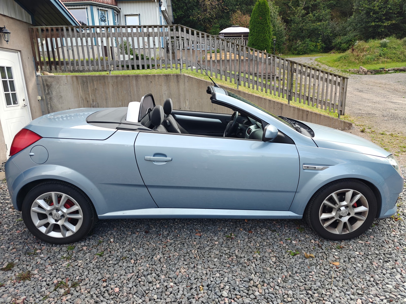 Opel Tigra TwinTop 1.4 Twinport Manual, 5-trins, 90ps, 2005