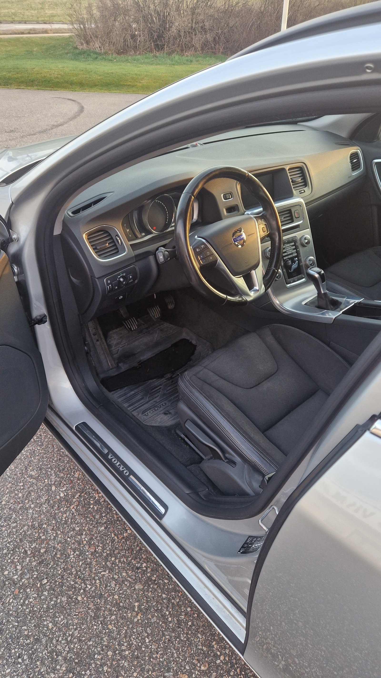 Volvo V60 D3 Manual, 6-trins, 150ps, 2017