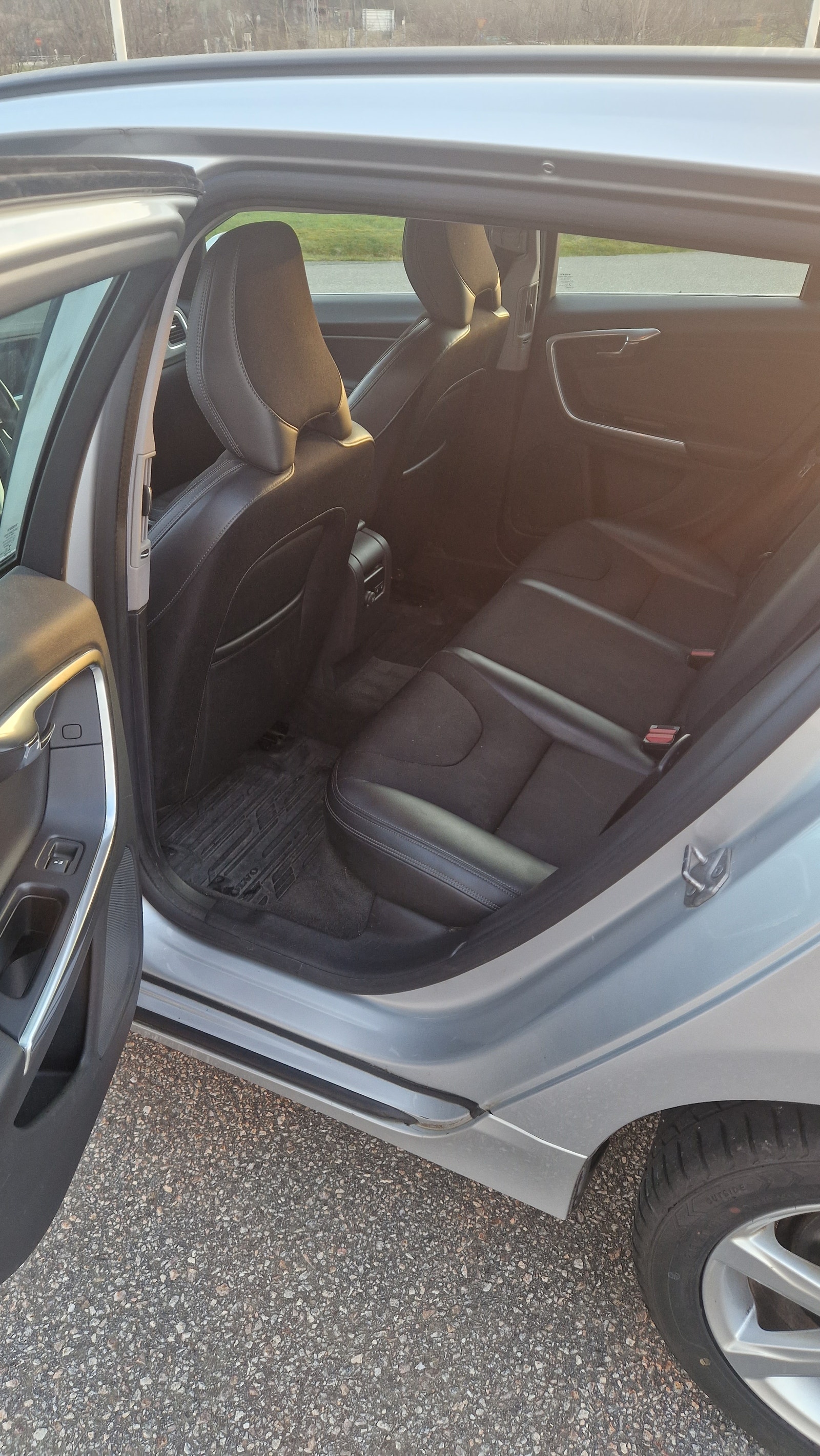 Volvo V60 D3 Manual, 6-trins, 150ps, 2017