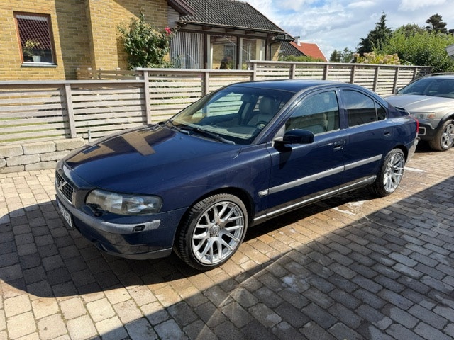 Volvo S60 2.5T Manuell, 210hk, 2004