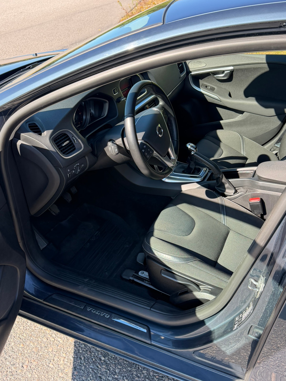 Volvo V40 D3 Manual, 150hp, 2017