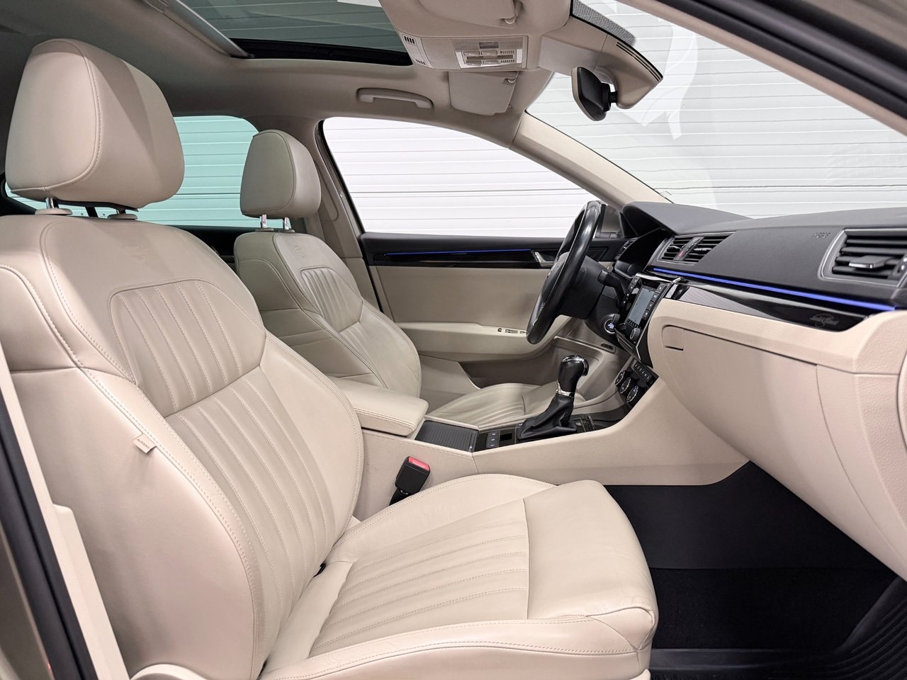 Škoda Superb 2.0 TDI SCR DSG Sequential, 6-trins, 190ps, 2016