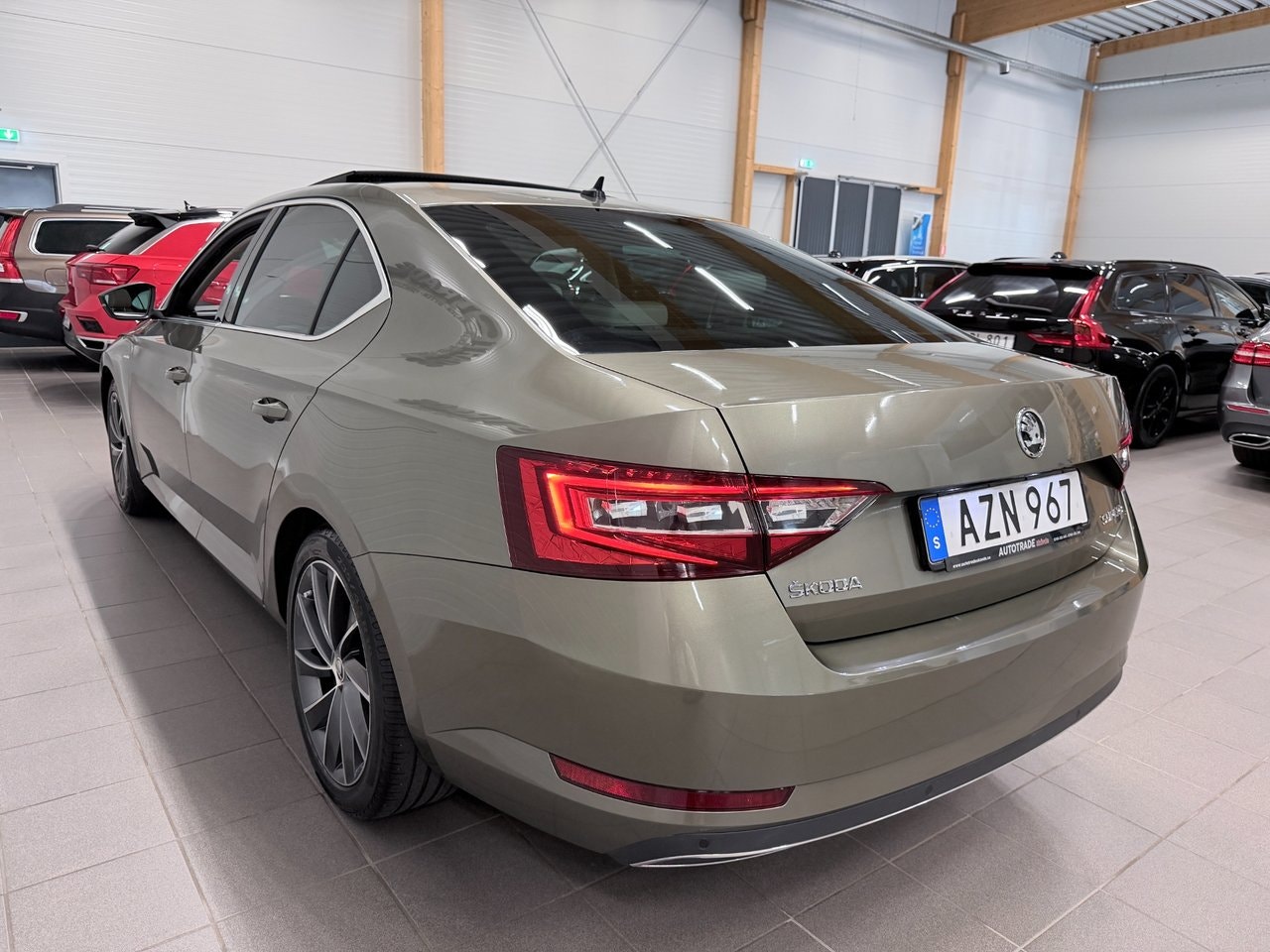 Škoda Superb 2.0 TDI SCR DSG Sequential, 6-trins, 190ps, 2016
