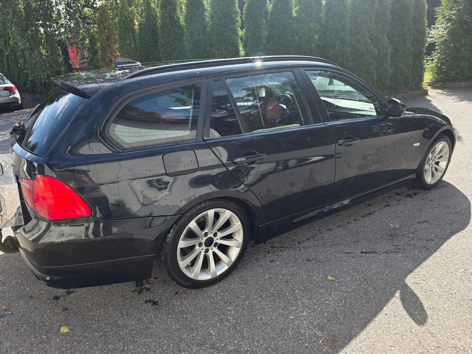 BMW 320d Touring Automatic, 184hp, 2010