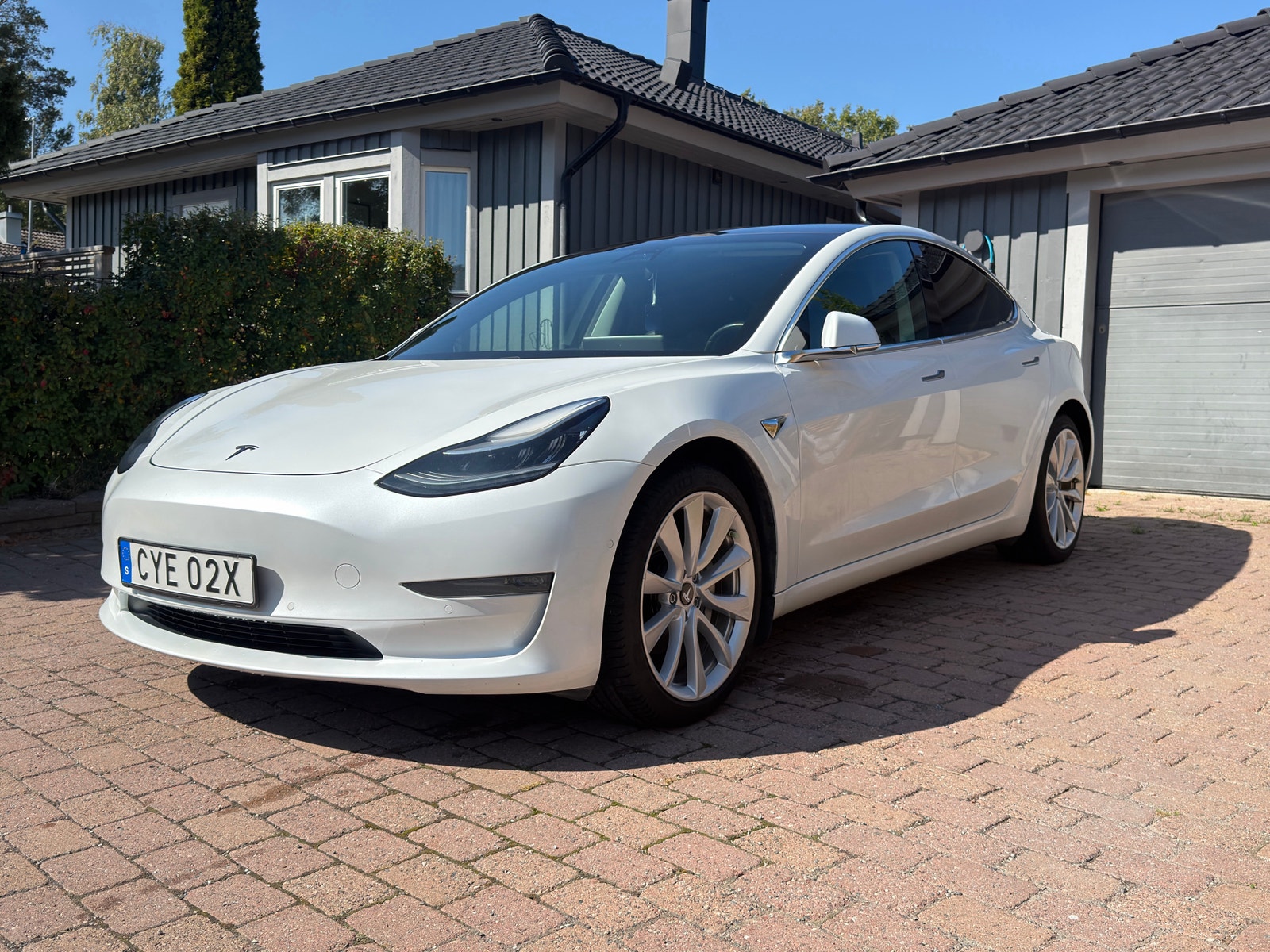 Tesla Model 3 Long Range AWD, 440ps, 2019