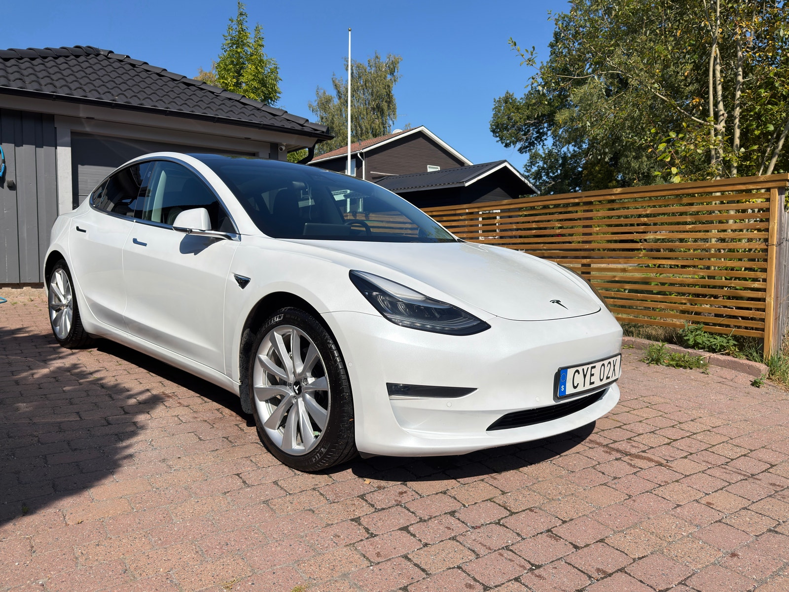 Tesla Model 3 Long Range AWD, 440ps, 2019