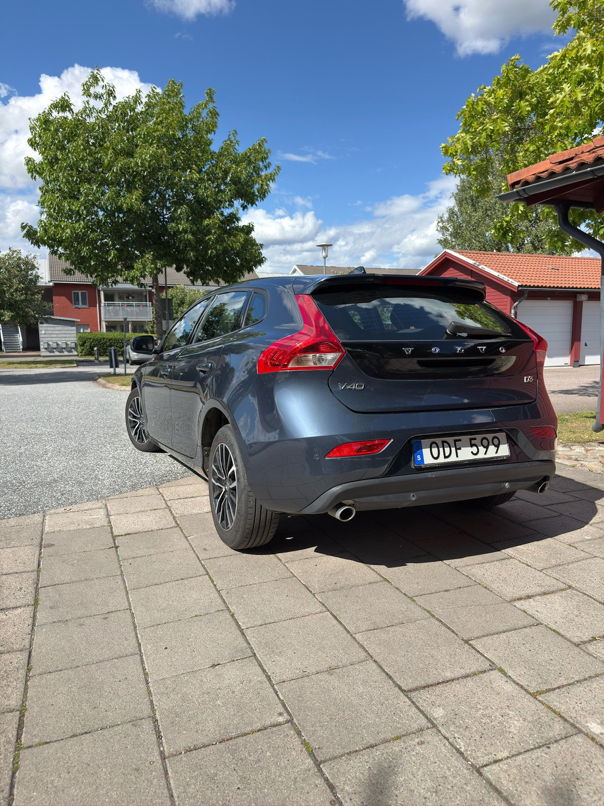 Volvo V40 D3 Manual, 6-trins, 150ps, 2017