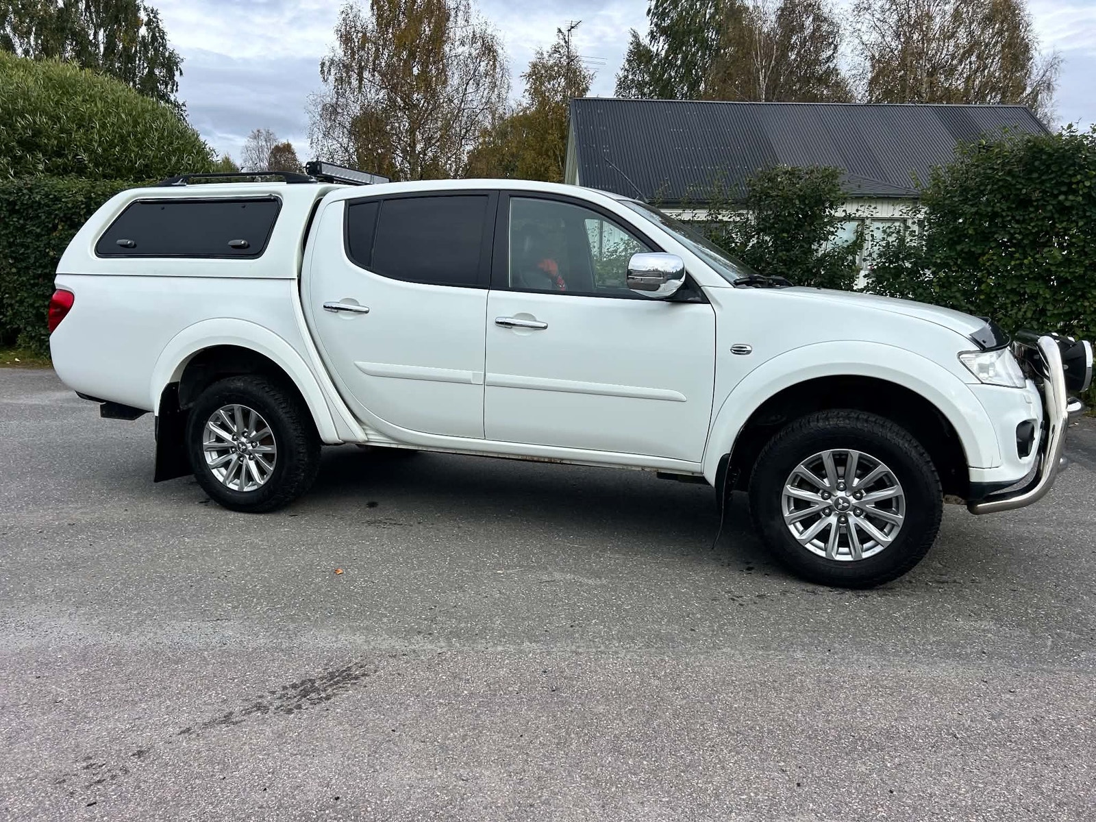 Mitsubishi L200 Double Cab 2.5 4x4 Automatic, 5-trins, 178ps, 2014