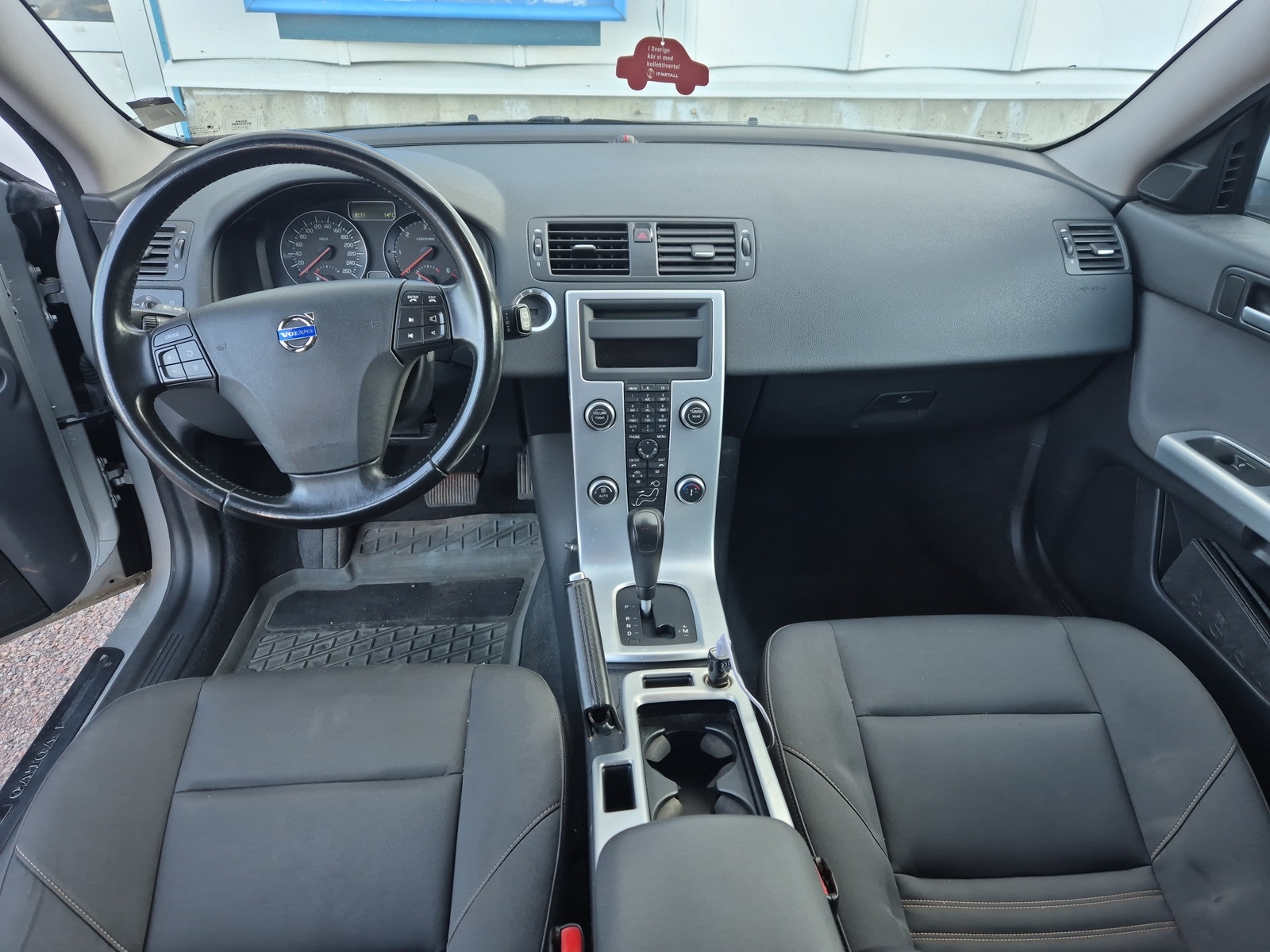 Volvo V50 D4 Geartronic, 177hp, 2011