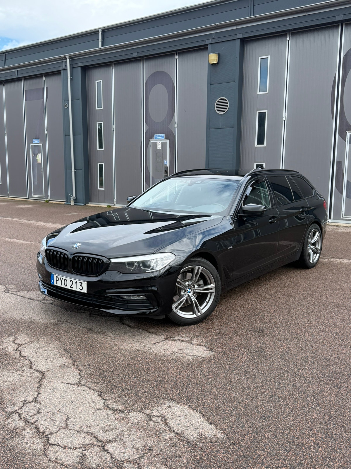 BMW 520d Touring Manual, 190hp, 2018