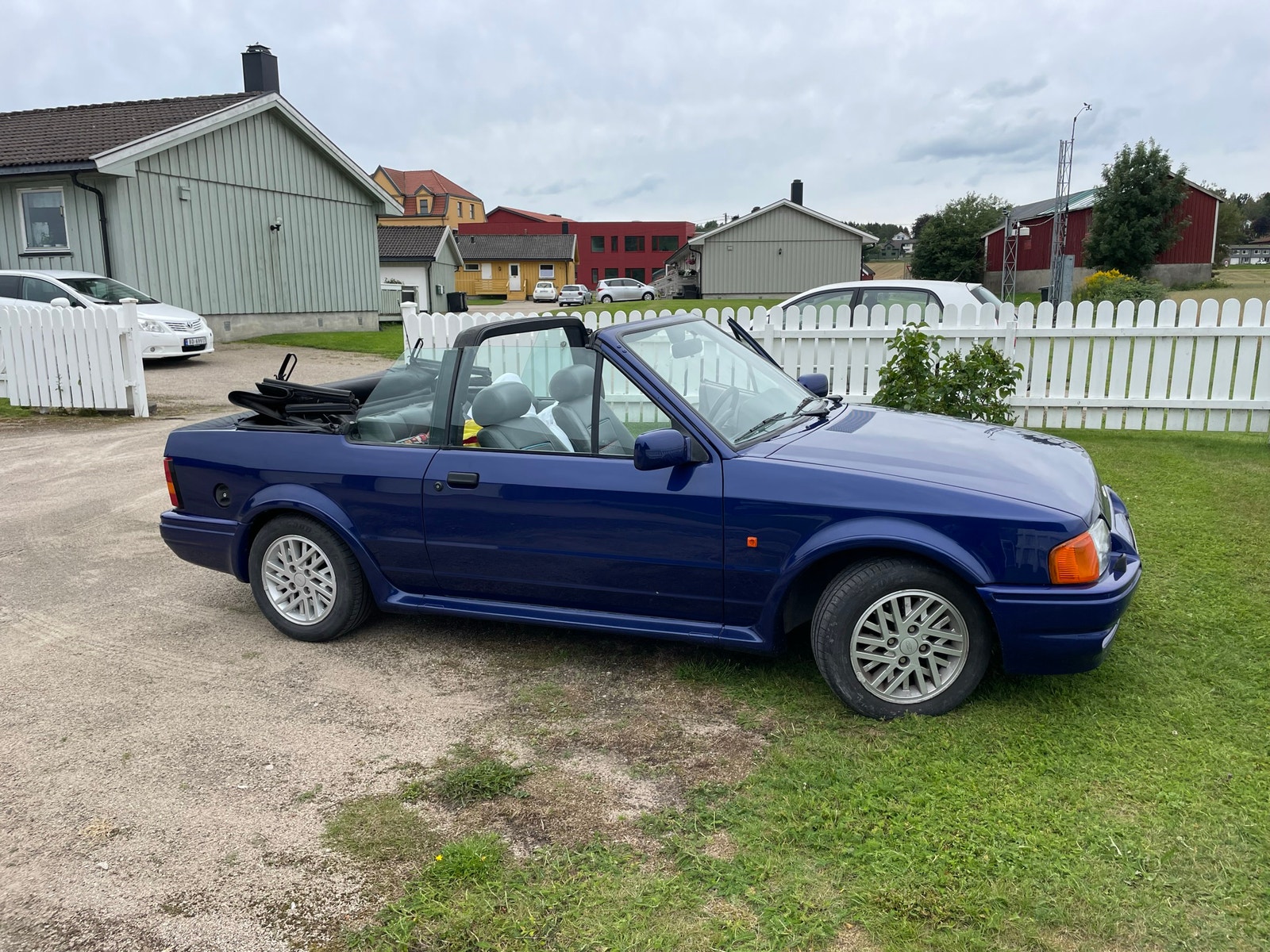 Ford Escort XR3i Cabriolet Manual, 5-trins, 102ps, 1990