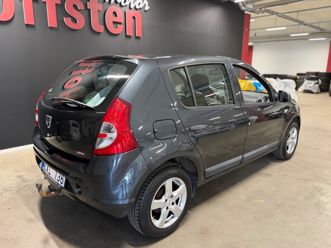 Dacia Sandero 1.6 E85 eco2 Manual, 105hp, 2013