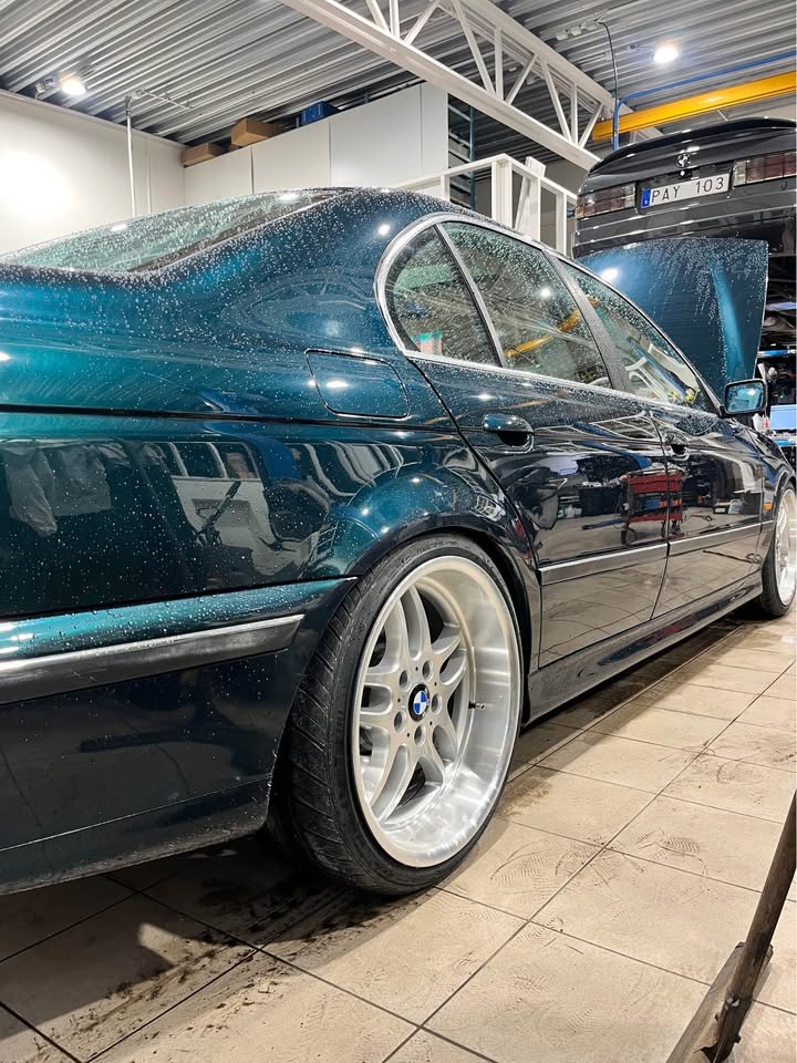 BMW 540i Sedan Automatisk, 286hk, 1996