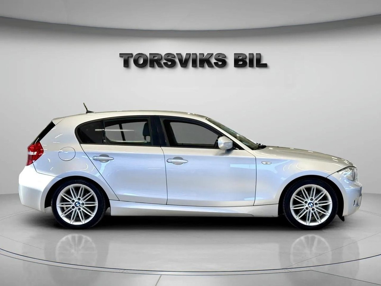 BMW 118d 5-door Manual, 6-trins, 143ps, 2010