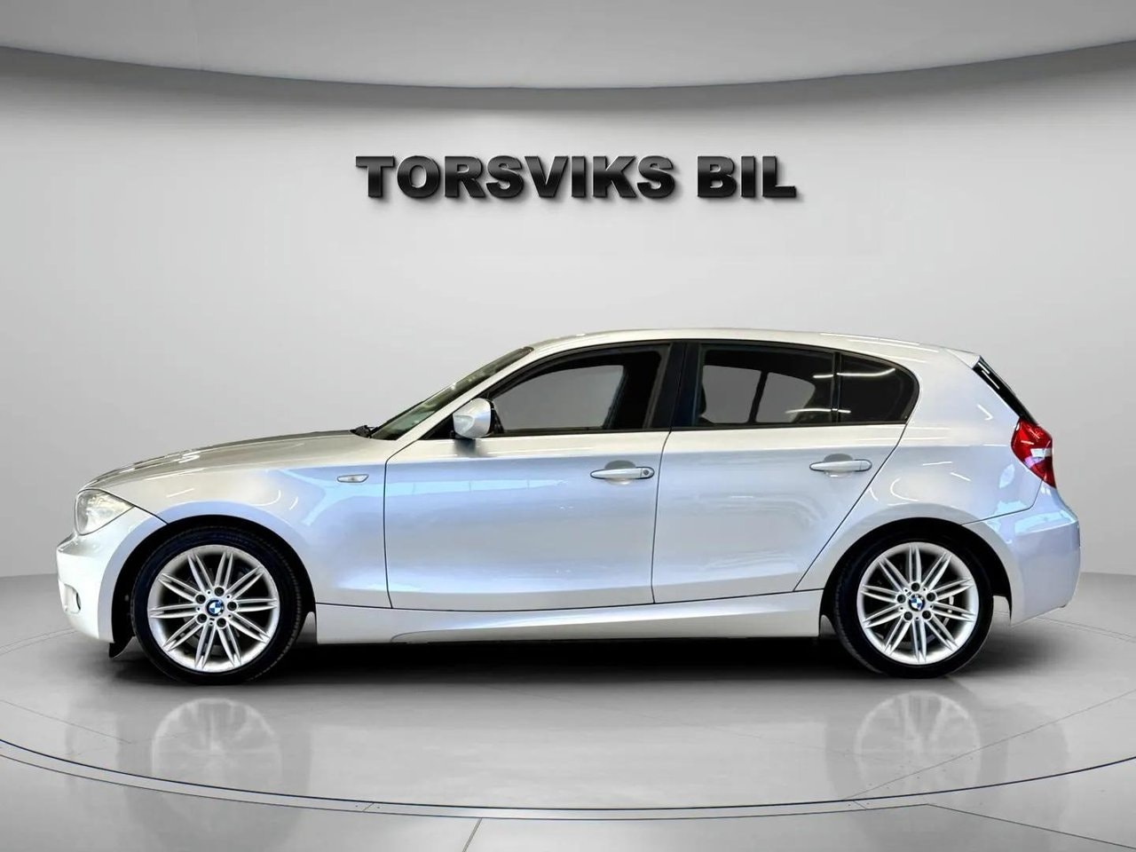 BMW 118d 5-door Manual, 6-trins, 143ps, 2010