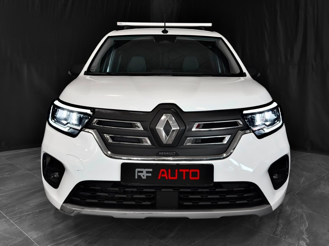 Renault Kangoo E-Tech, 122ps, 2023