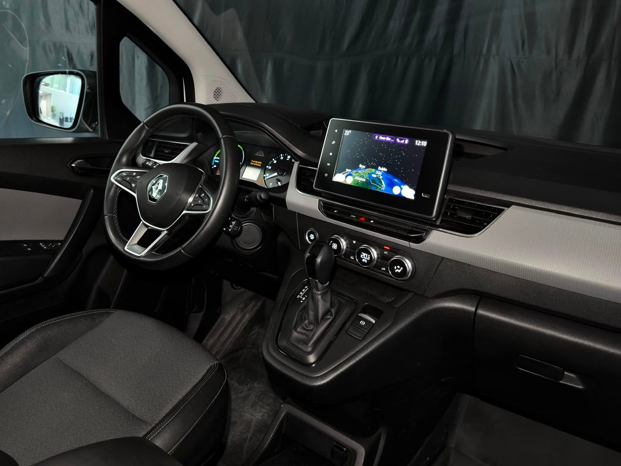 Renault Kangoo E-Tech, 122ps, 2023