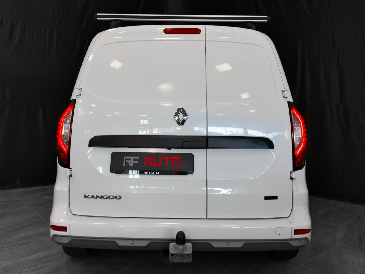Renault Kangoo E-Tech, 122ps, 2023