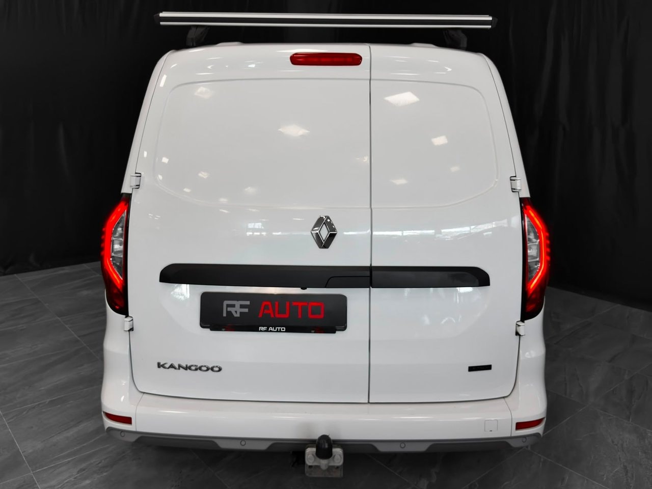 Renault Kangoo E-Tech, 122ps, 2023