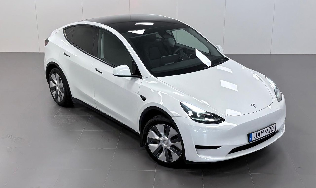 Tesla Model Y 299 hp