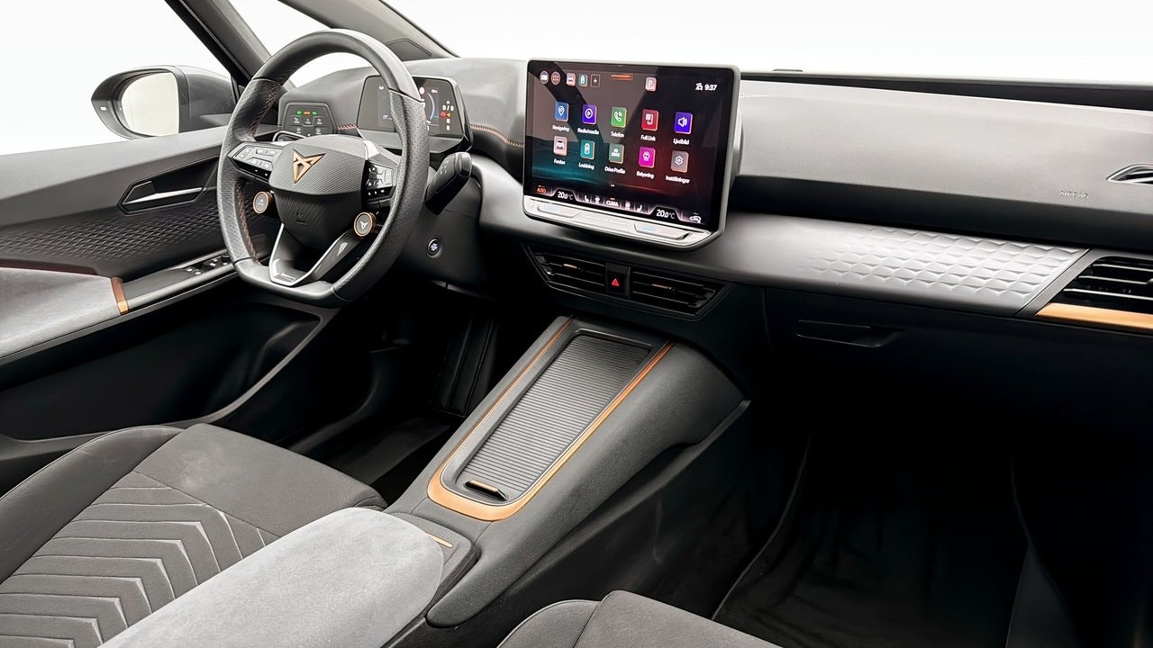 CUPRA Born e-boost 59, 231ps, 2025