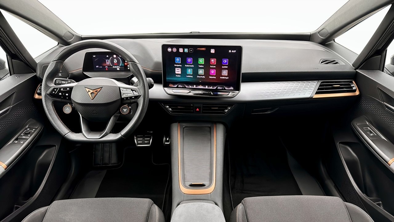 CUPRA Born e-boost 59, 231ps, 2025