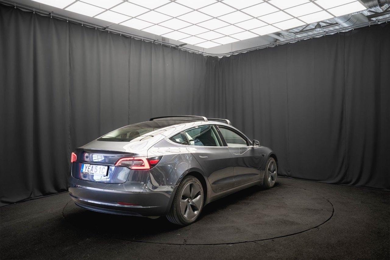 Tesla Model 3 Standard Range Plus, 325hk, 2020