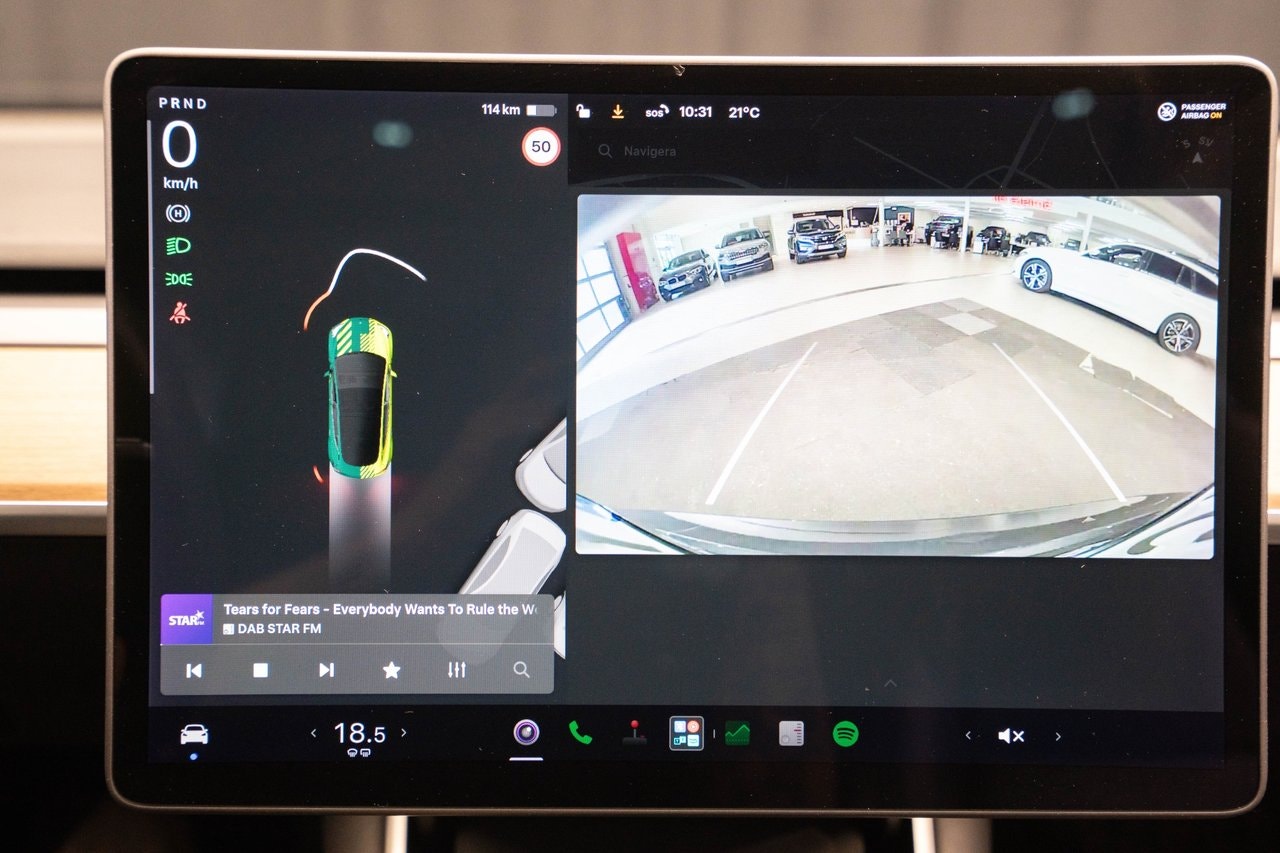 Tesla Model 3 Standard Range Plus, 325hk, 2020