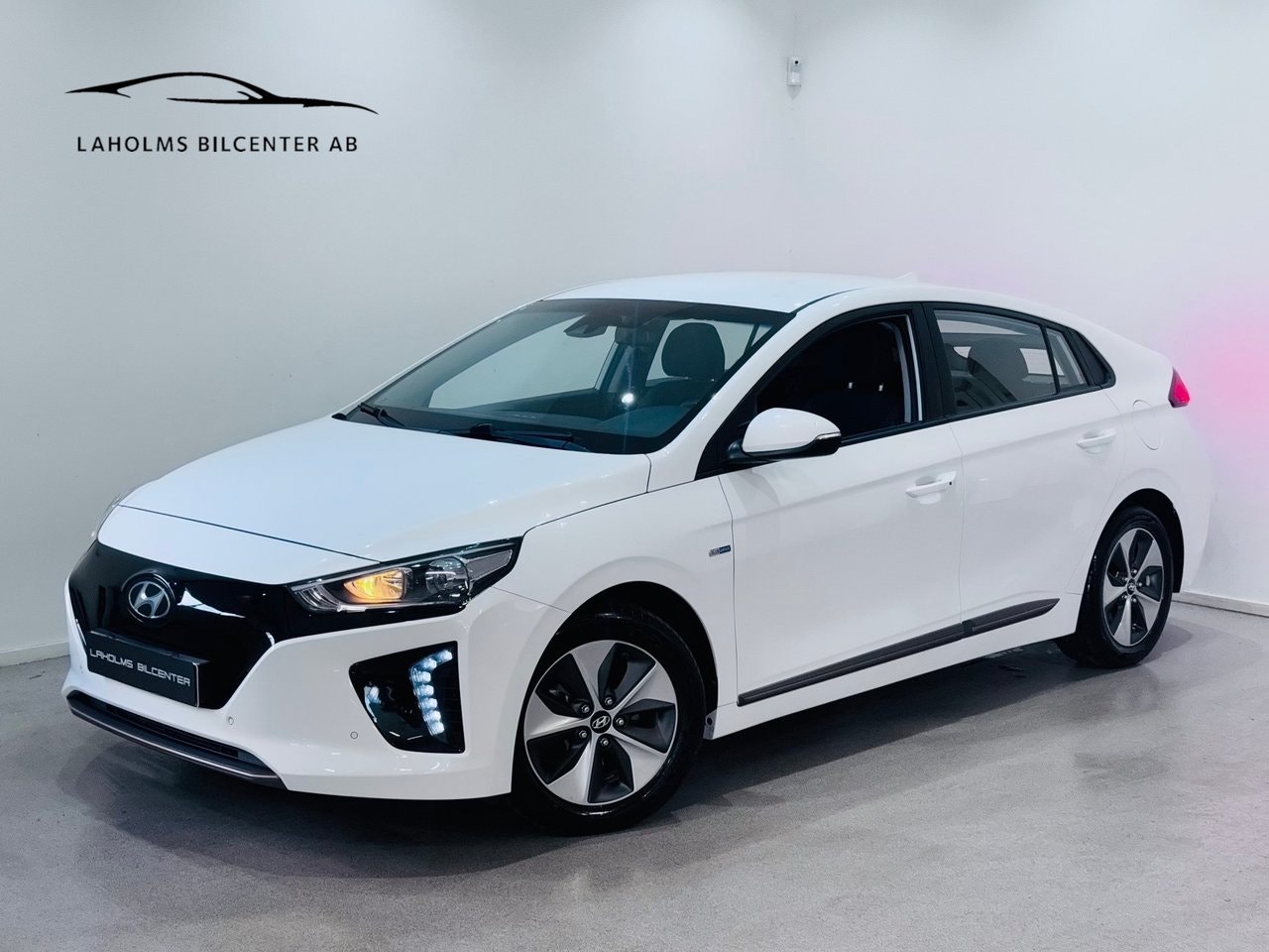 Hyundai IONIQ 120 л.с.