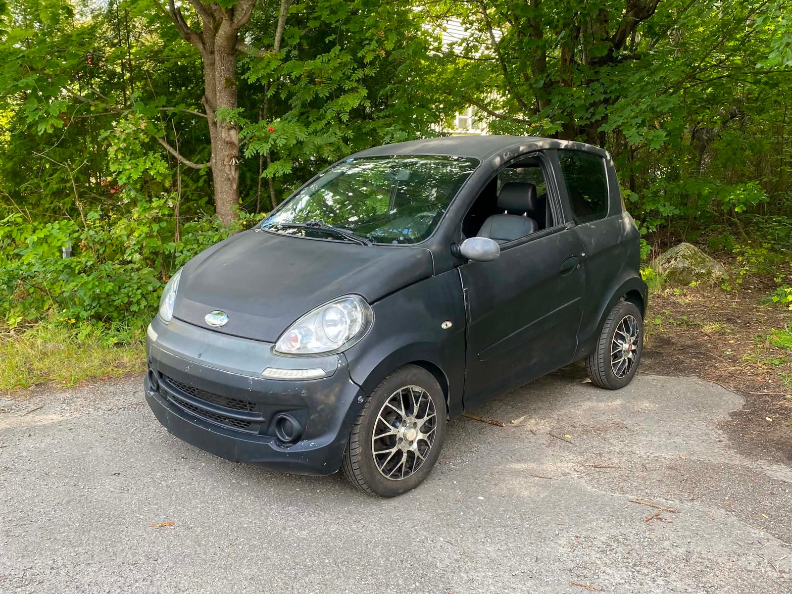 Microcar M.GO 0.4 DCI CVT, 5hp, 2013