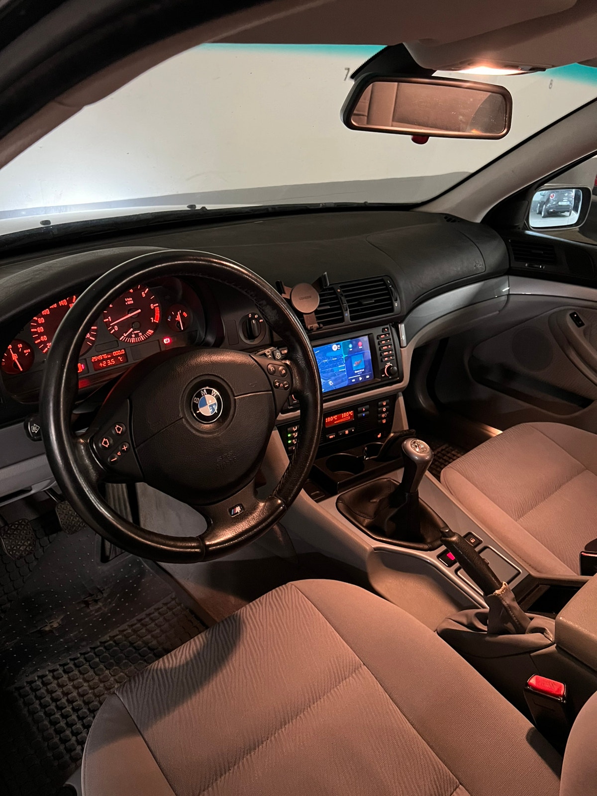 BMW 525i Touring Manual, 192hp, 2001