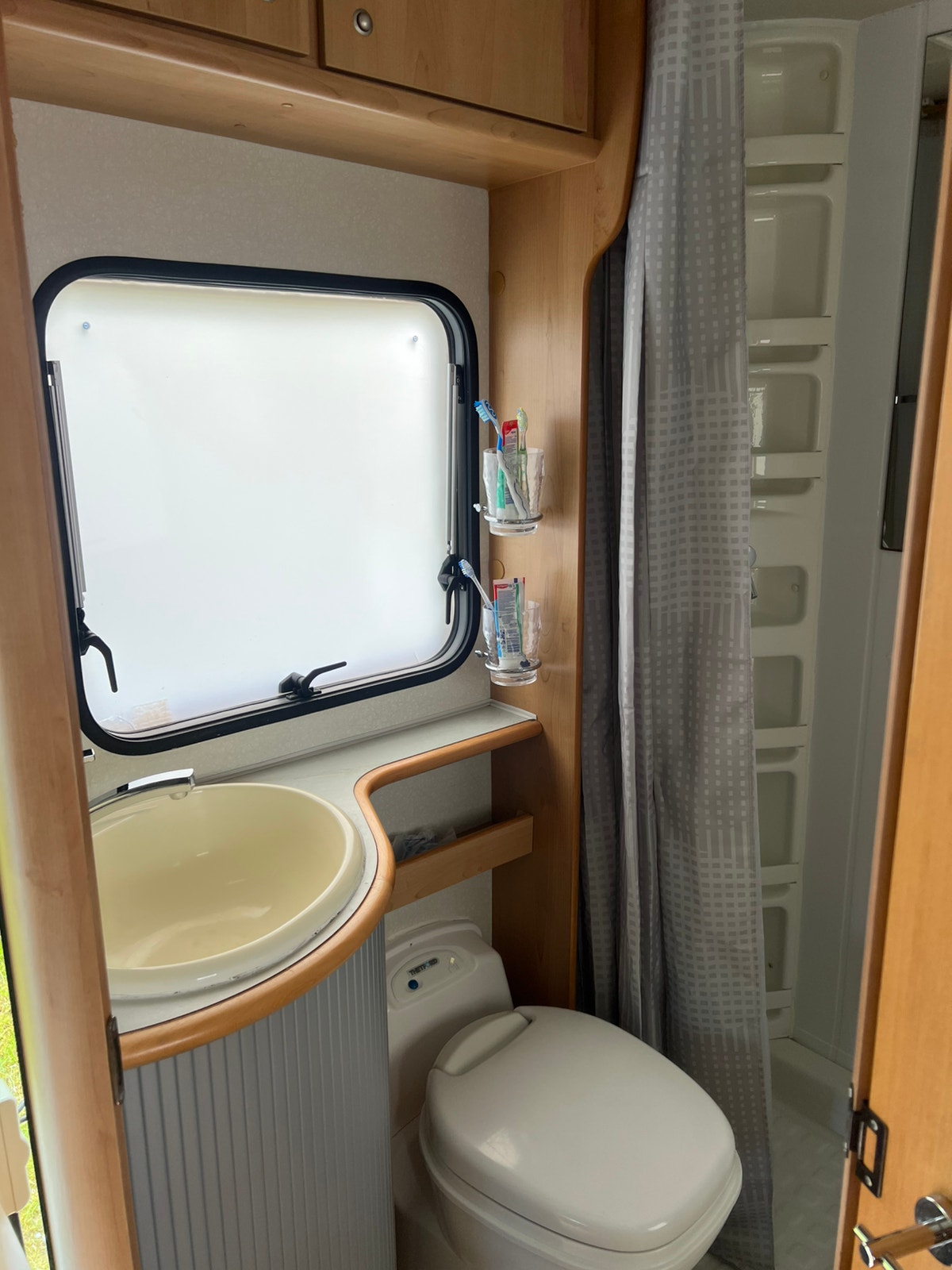 Fiat Ducato Conversion Karosseri Platform 2.8 HDi Manuell, 5-trinn, 128hk, 2005