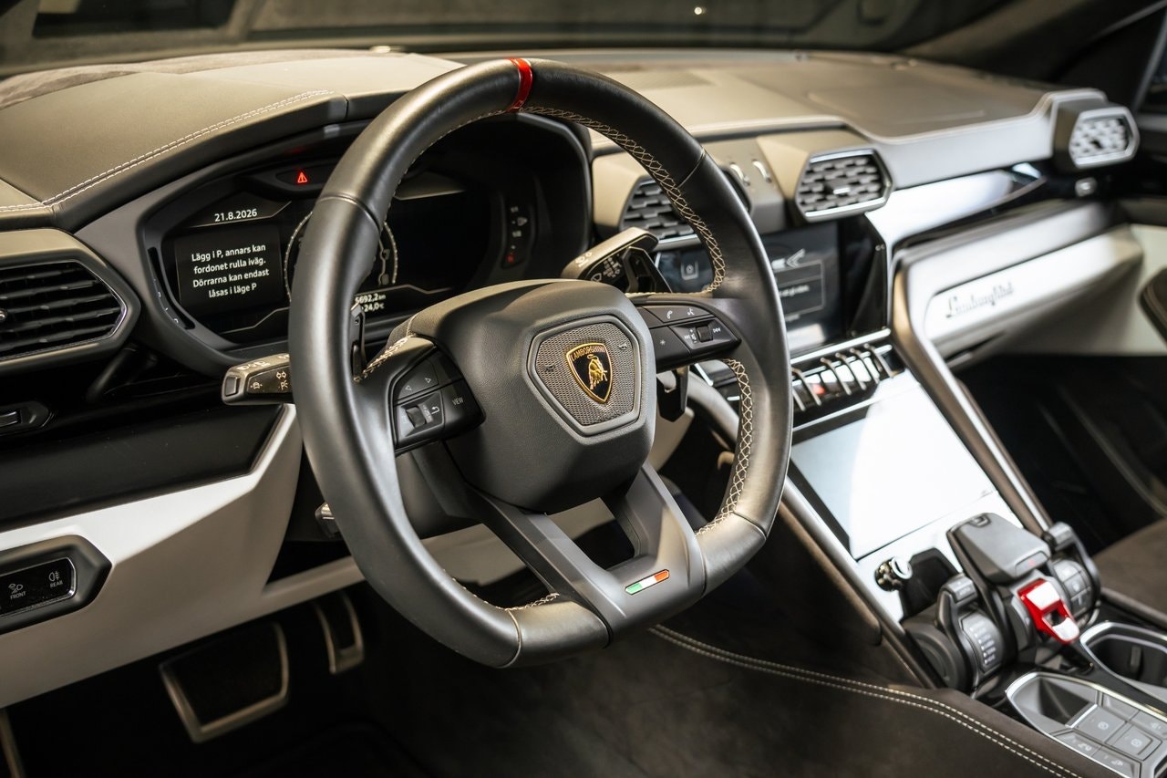 Lamborghini Urus S Automatic, 8-trins, 666ps, 2024