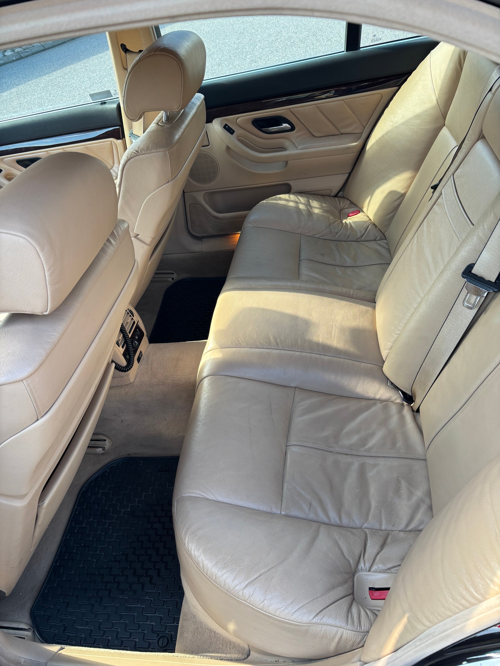 BMW 740i Automatic, 5-trins, 286ps, 2000