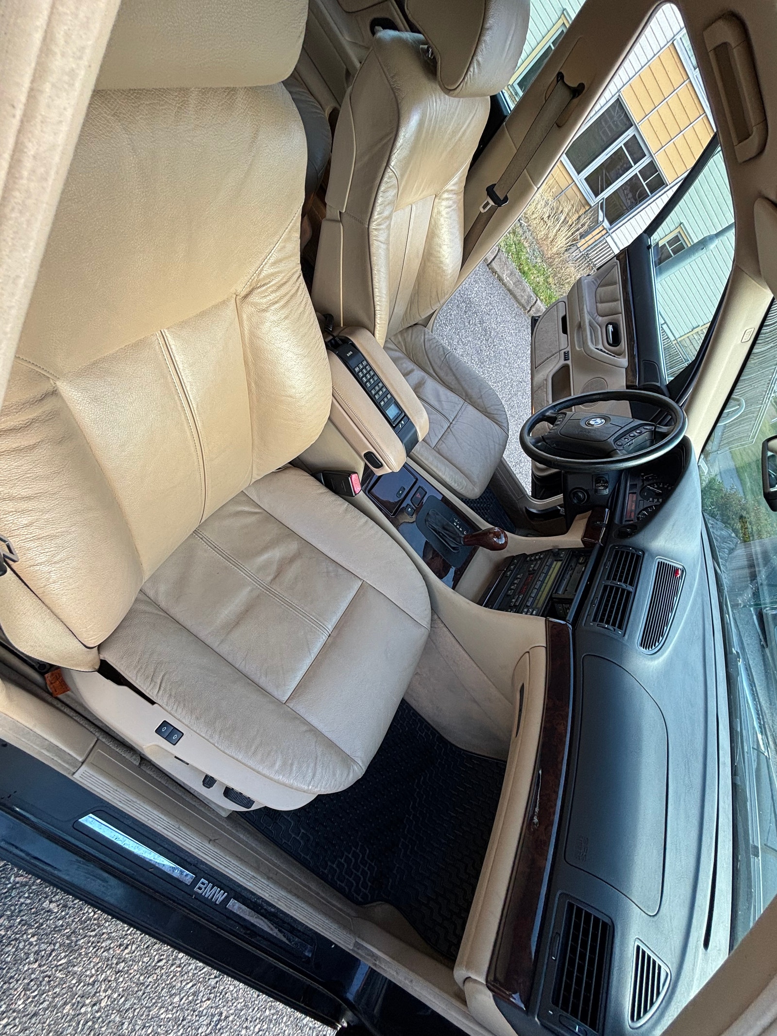 BMW 740i Automatic, 5-trins, 286ps, 2000