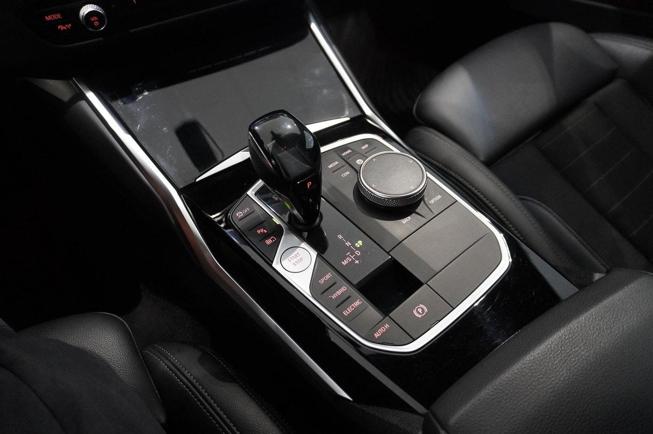 BMW 330e Touring Steptronic, 292hp, 2021