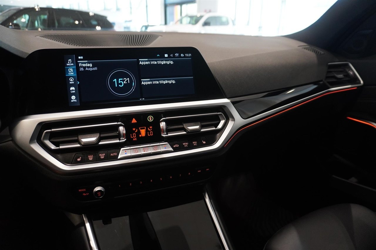 BMW 330e Touring Steptronic, 292hp, 2021