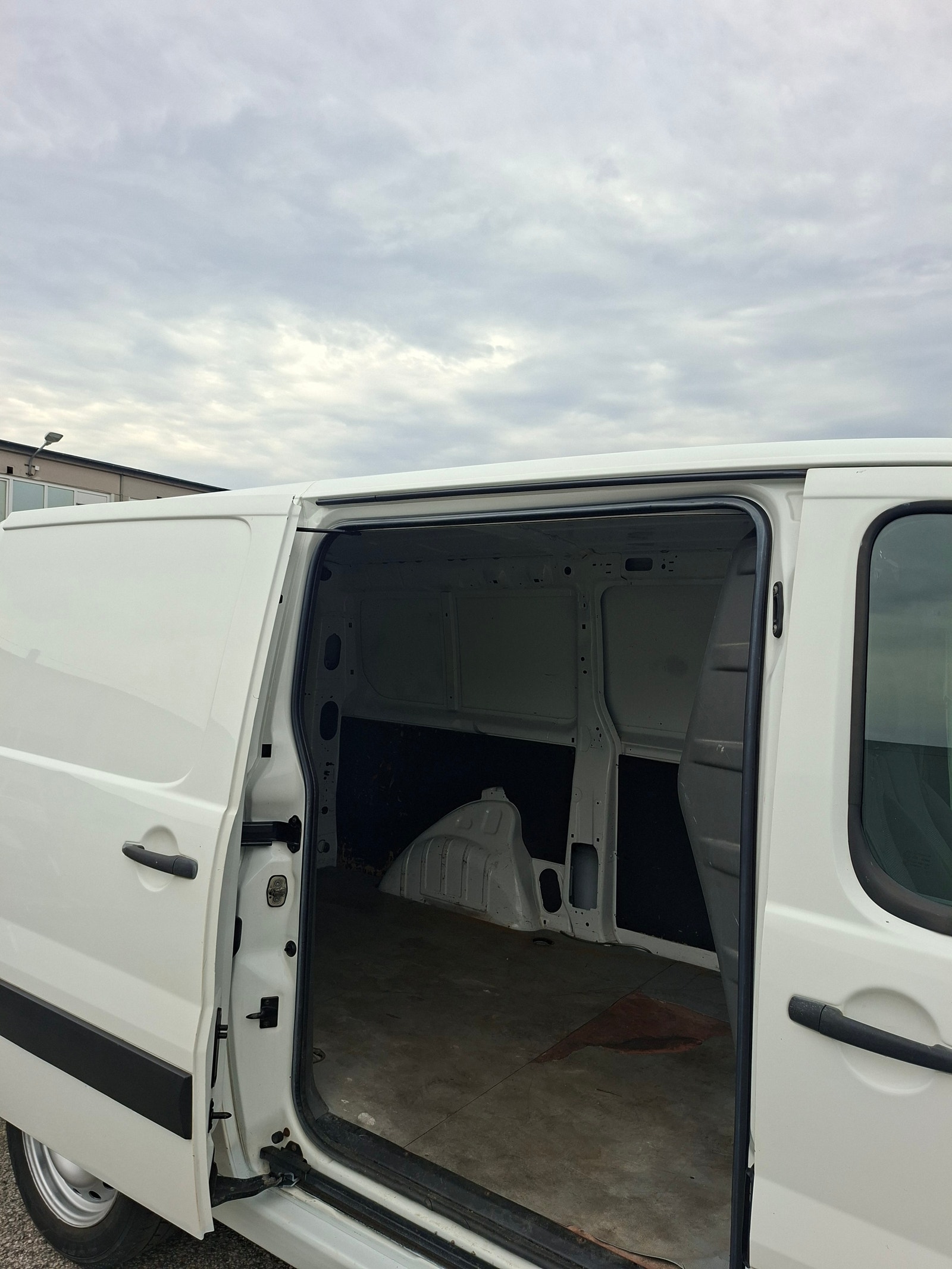 Citroën Jumpy Van 2.0 HDi Automatic, 6-trins, 163ps, 2014
