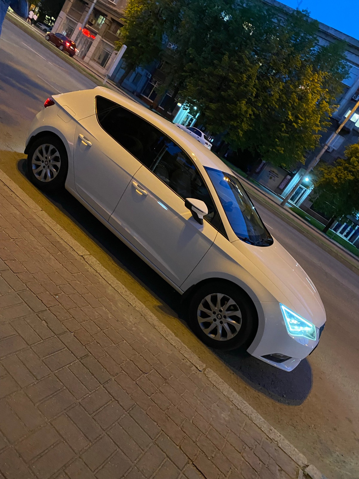 SEAT León 1.6 TDI DSG Sequential, 110hp, 2016