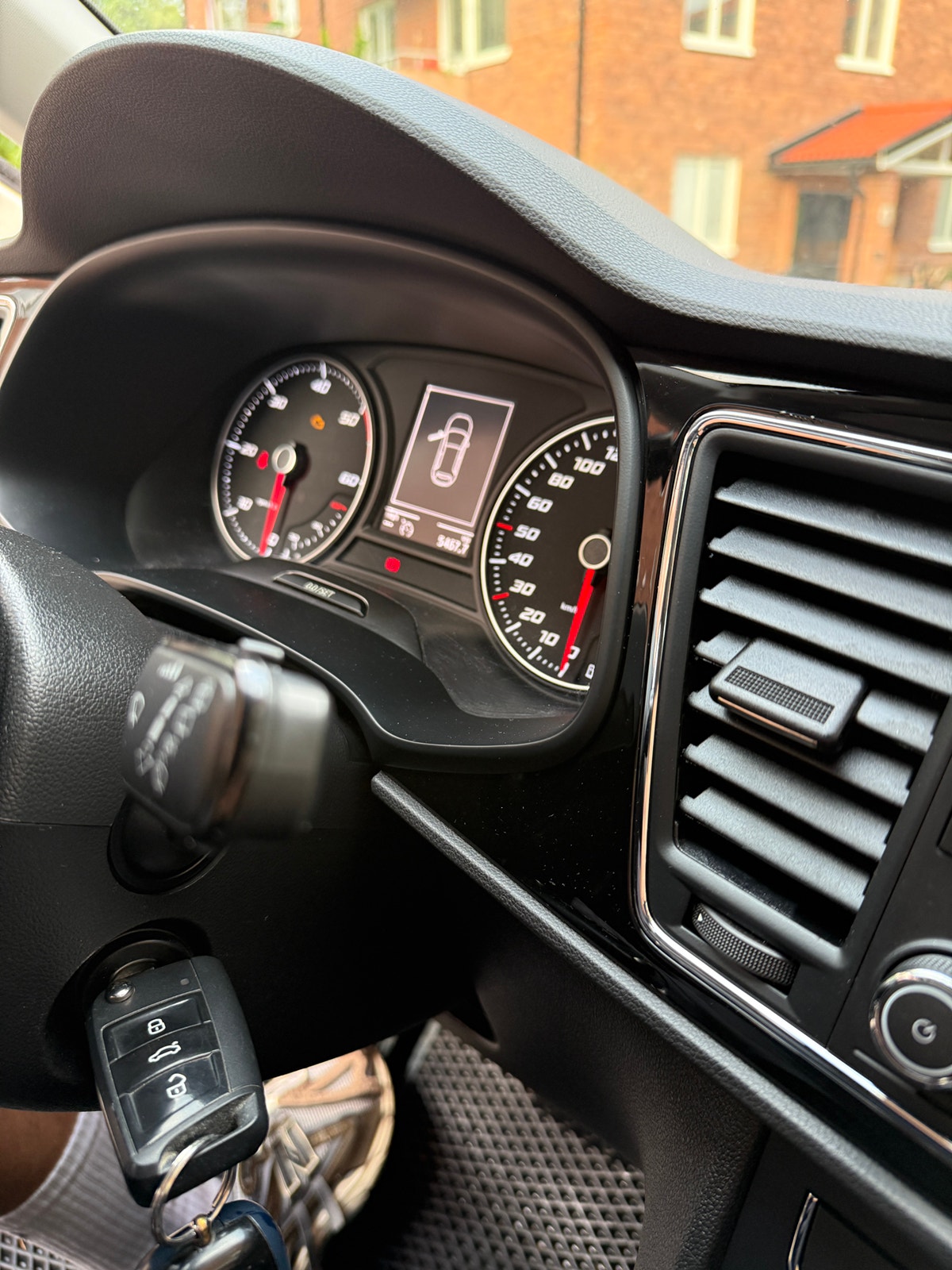 SEAT León 1.6 TDI DSG Sequential, 110hp, 2016