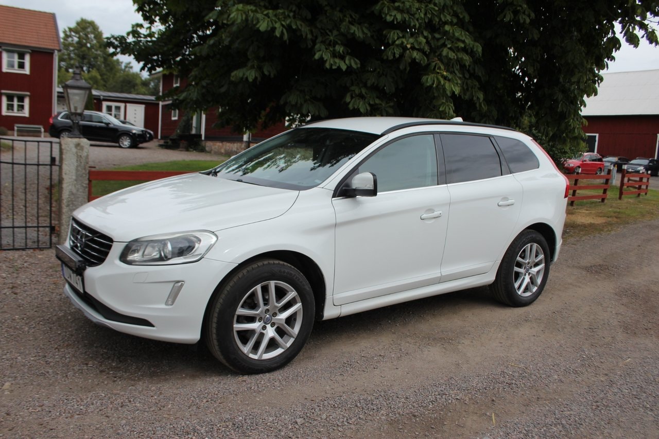 Volvo XC60 190 л.с.