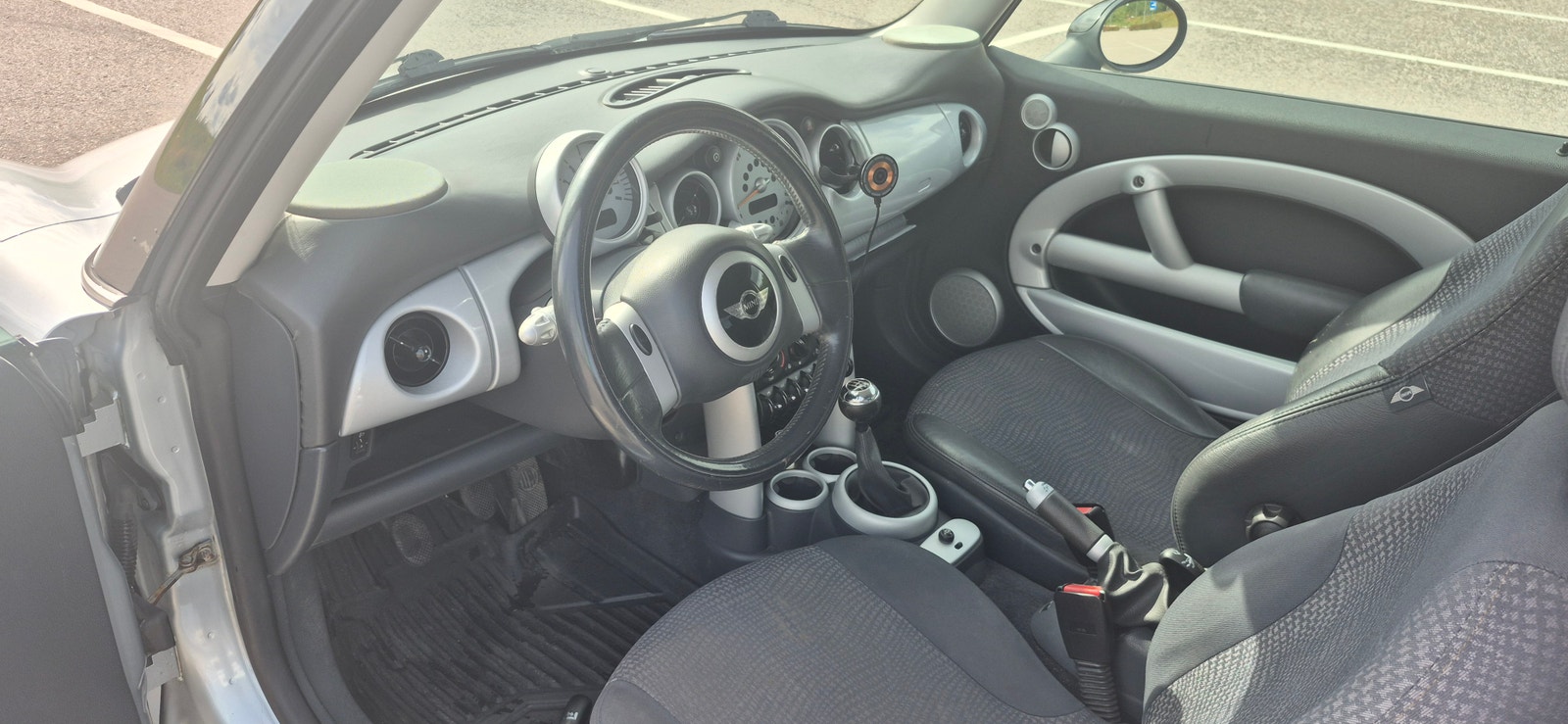 MINI Cooper Manual, 5-trins, 116ps, 2002