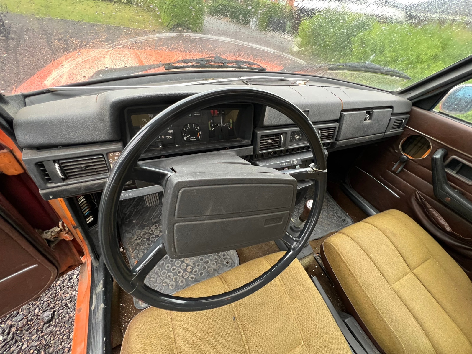 Volvo 242 2.0 Manual, 82hp, 1975