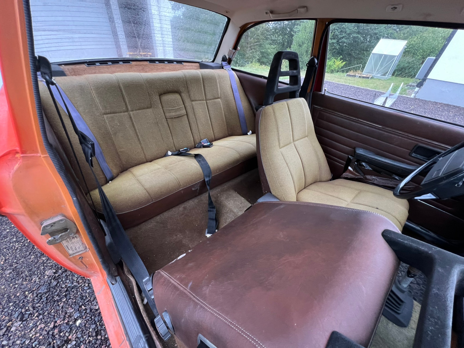 Volvo 242 2.0 Manual, 82hp, 1975